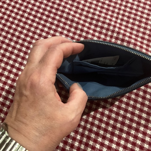 Coach wristlet - Picture 3 of 3